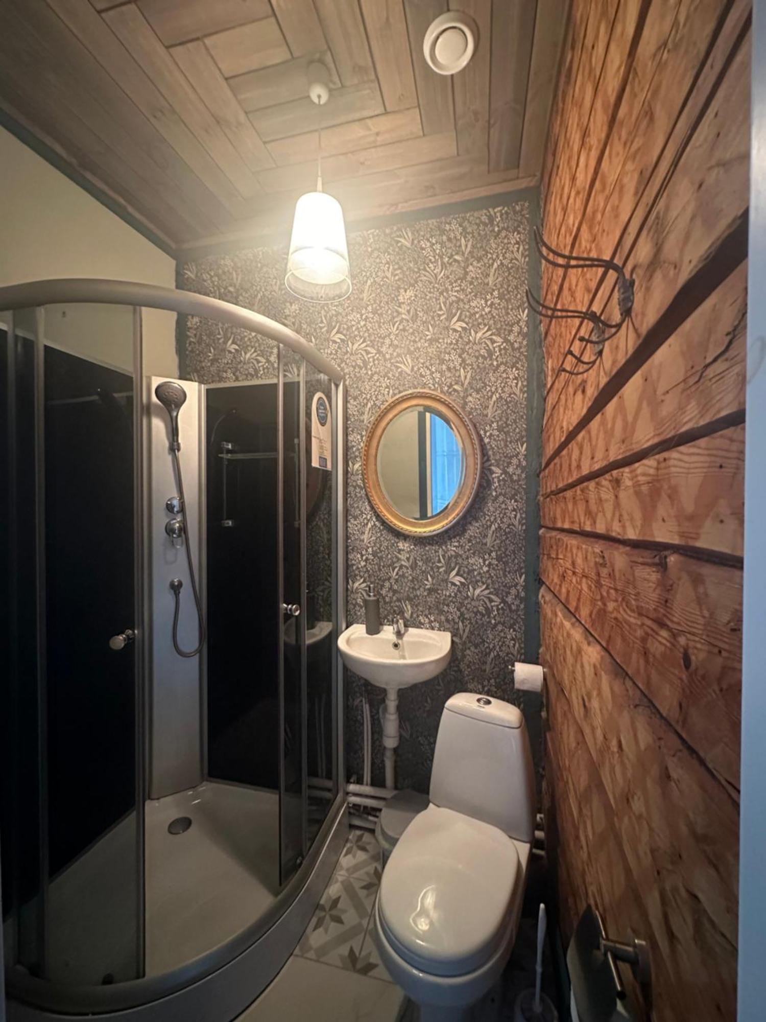 Guesthouse Kadrina Mois Екстериор снимка