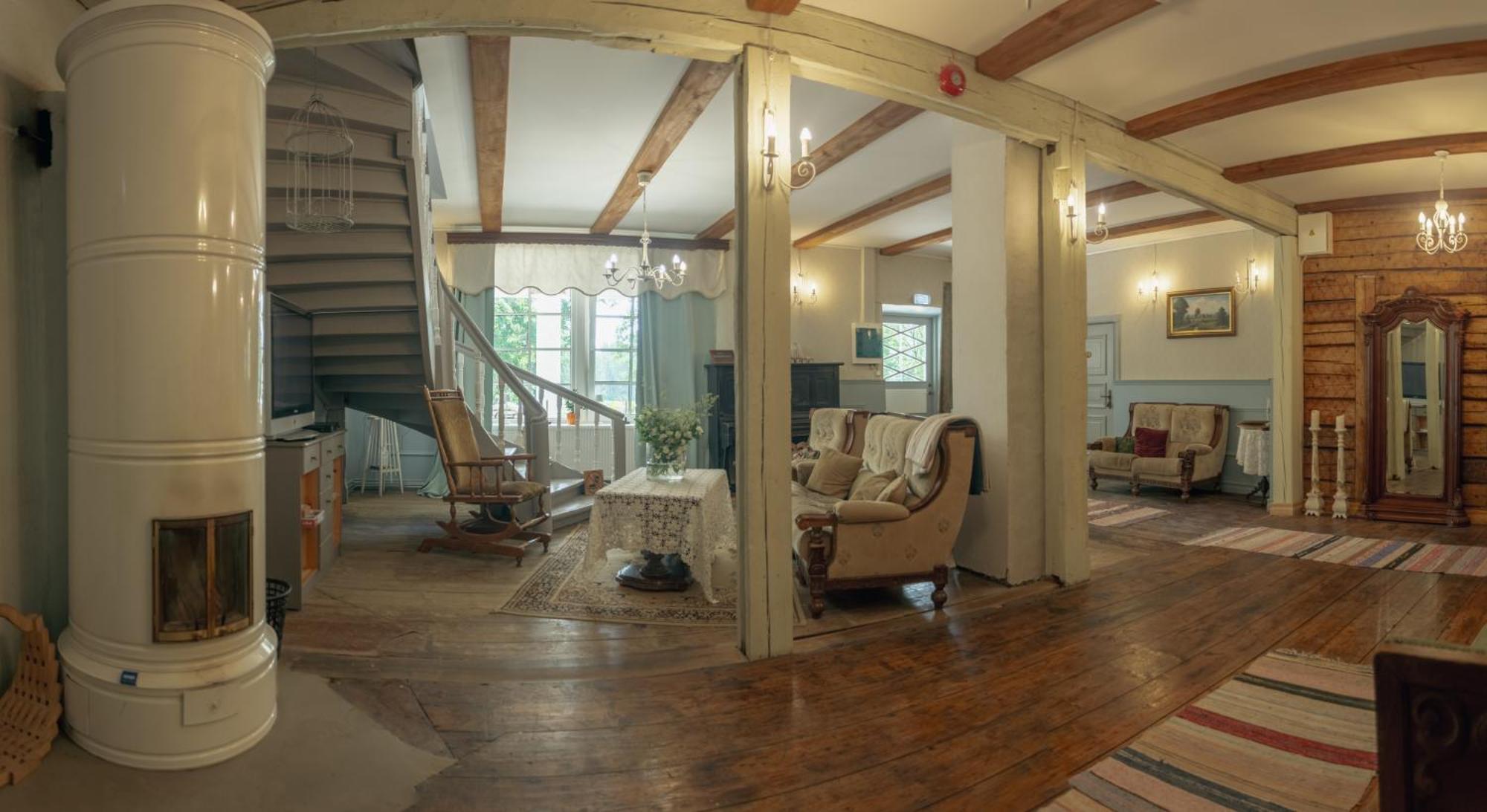 Guesthouse Kadrina Mois Екстериор снимка