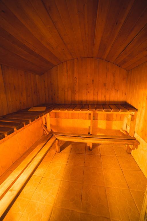 Guesthouse Kadrina Mois Екстериор снимка